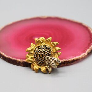 Sunflower bee pin brooch jewelry brand new fashion yellow gold tone elegant